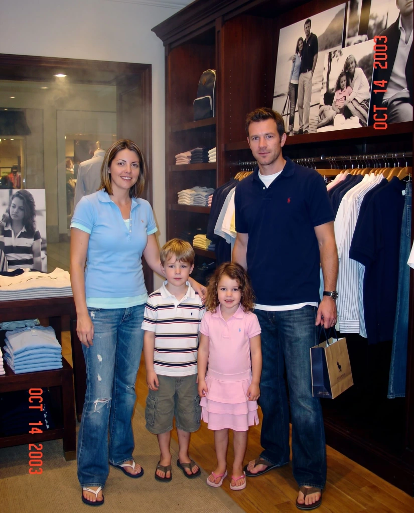 Example: Preppy Mall Store
